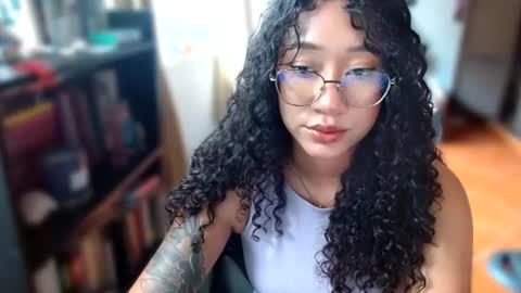 Snapshot of clitia_xx chatting on 06.15.26 Clitia online show from 06.15.26