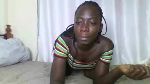 Snapshot of clittygirl52 chatting on 12.13.24 clittygirl52 online show from 12.13.24