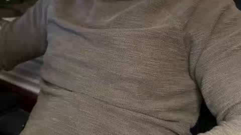 Snapshot of clittypanties chatting on 11.17.25 clittypanties online show from 11.17.25