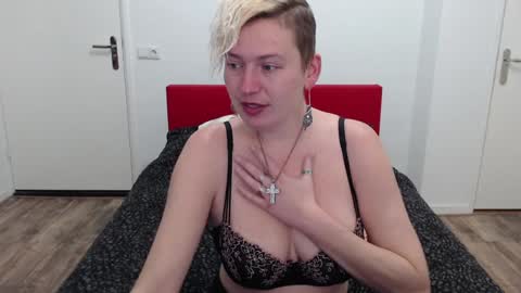 Syl  online show from 01.17.25