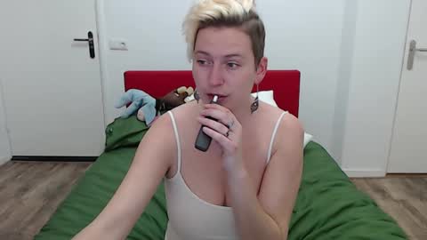 Syl  online show from 01.24.25