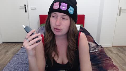 Syl  online show from 01.28.25