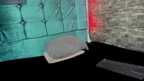 Snapshot of cloe66 chatting on 10.17.25 cloe66 online show from 10.17.25