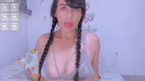 Snapshot of cloe_brown1 chatting on 01.15.26 cloe_brown1 online show from 01.15.26