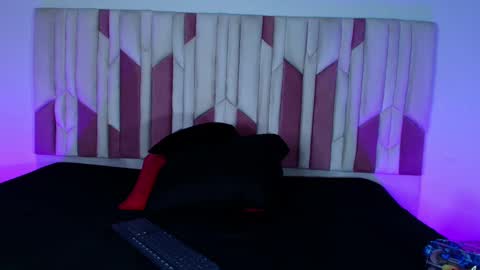 Snapshot of cloe_stanfort chatting on 10.04.25 Cloe Stanfort online show from 10.04.25