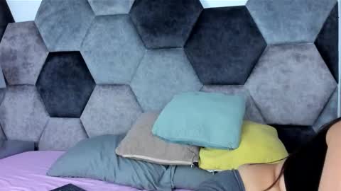 Snapshot of cloeandroman chatting on 10.29.25 Cloe and Roman online show from 10.29.25