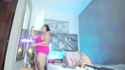 CLOE online show from 03.05.25