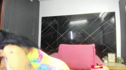 Snapshot of cloee_rabbyt chatting on 10.02.25 CLOE online show from 10.02.25