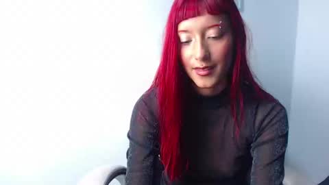 Cloe  online show from 03.04.25