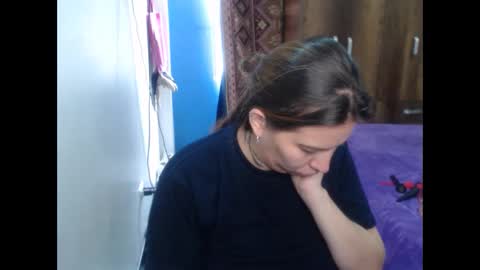 Snapshot of cloepregnant25 chatting on 02.02.26 cloepregnant25 online show from 02.02.26