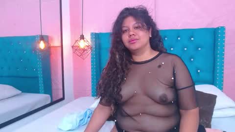 Snapshot of cloestron chatting on 10.02.25 Cloe Stron online show from 10.02.25