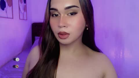 Cloudia babe69 online show from 12.18.25