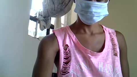 Ella online show from 04.10.26