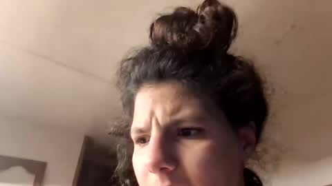 Snapshot of cloudybxtch69 chatting on 03.16.26 cloudybxtch69 online show from 03.16.26