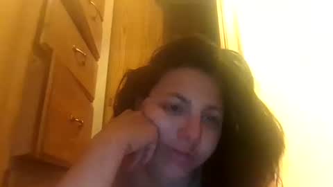 Snapshot of cloudybxtch69 chatting on 06.04.26 cloudybxtch69 online show from 06.04.26