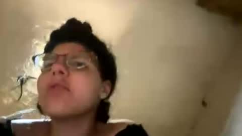 Snapshot of cloudybxtch69 chatting on 07.13.26 cloudybxtch69 online show from 07.13.26