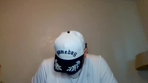 tallhungandcloudy online show from 04.12.26