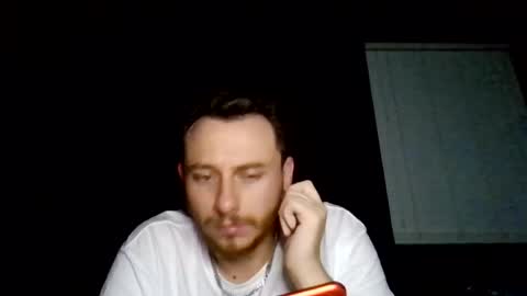 Snapshot of cloudyydayzz chatting on 06.19.26 tallhungandcloudy online show from 06.19.26