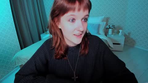 Snapshot of clover_red chatting on 12.17.24 Clover follow me online show from 12.17.24