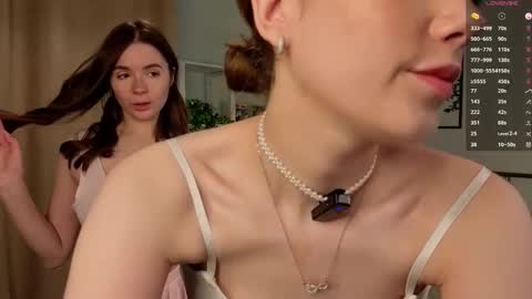 Snapshot of cloverfarewell chatting on 09.28.25 Kira online show from 09.28.25