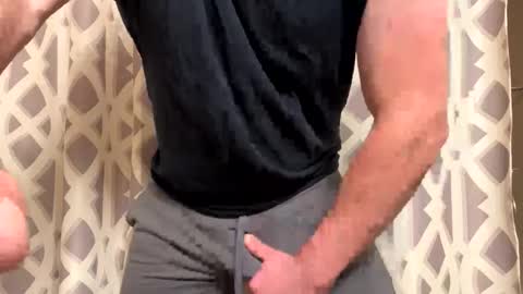 Snapshot of clovershit1 chatting on 10.27.25 clovershit1 online show from 10.27.25