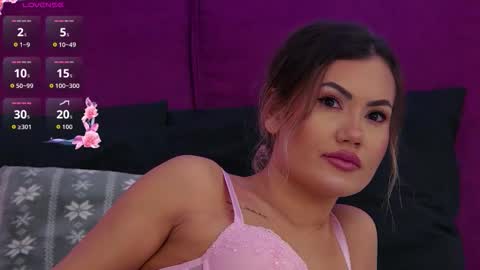 Marina online show from 12.21.25