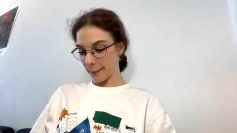 Anya online show from 06.03.26