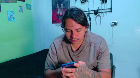 Snapshot of clydexxxbunny chatting on 05.10.26 Clyde and Bunny online show from 05.10.26
