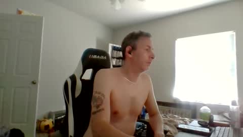 Snapshot of cmypenis chatting on 10.07.25 Master Bates online show from 10.07.25