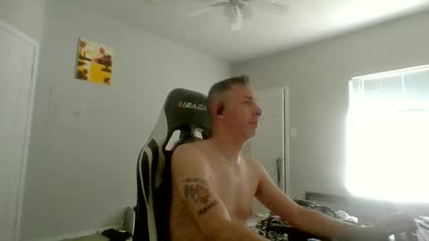 Snapshot of cmypenis chatting on 11.09.25 Master Bates online show from 11.09.25