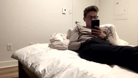 Snapshot of cnicolas39 chatting on 03.08.25 Twink Leo online show from 03.08.25