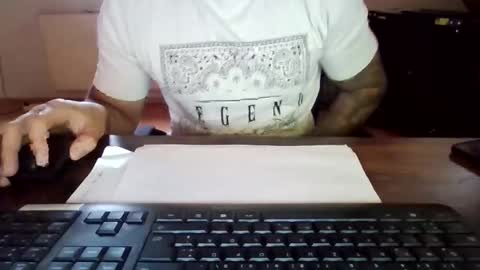 Snapshot of cock4onenight chatting on 10.28.25 cock4onenight online show from 10.28.25