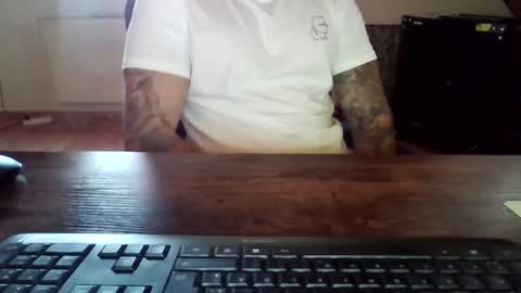 Snapshot of cock4onenight chatting on 10.30.25 cock4onenight online show from 10.30.25