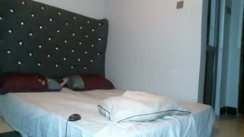 Snapshot of cock_addict183 chatting on 10.22.25 Cock Addict online show from 10.22.25