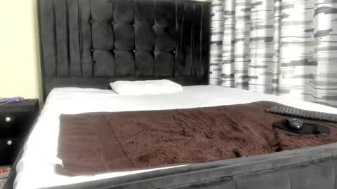 coco_leila online show from 02.18.25