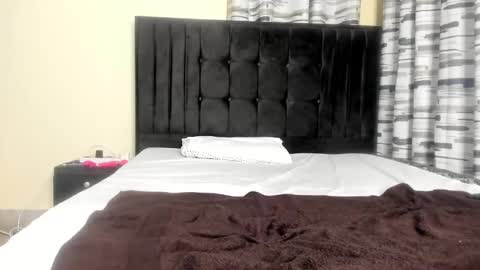 coco_leila online show from 02.26.25