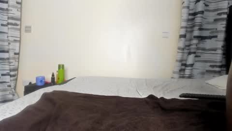 coco_leila online show from 03.12.25