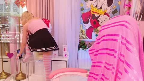 Mia online show from 12.19.24