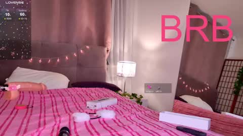 Mia online show from 03.02.25