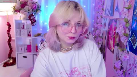 Mia online show from 12.17.25