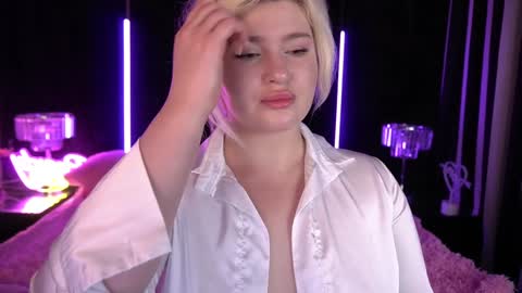 Snapshot of cocosecretss chatting on 12.05.24 onlyfans amyleyy online show from 12.05.24