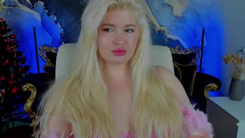 Snapshot of cocosecretss chatting on 12.20.24 onlyfans amyleyy online show from 12.20.24