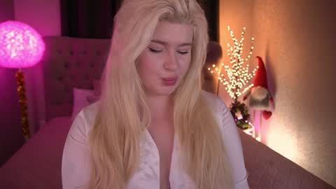 Snapshot of cocosecretss chatting on 12.26.24 onlyfans amyleyy online show from 12.26.24