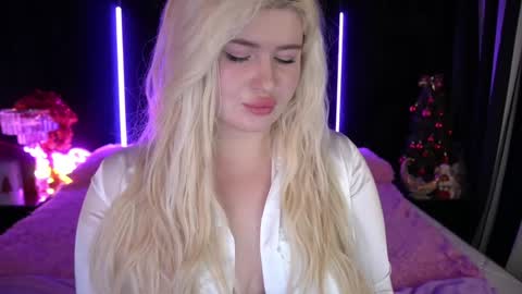 Snapshot of cocosecretss chatting on 01.05.25 onlyfans amyleyy online show from 01.05.25