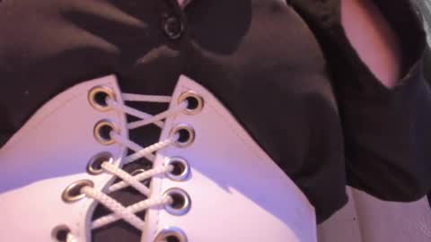 cocovolkovva online show from 02.22.25