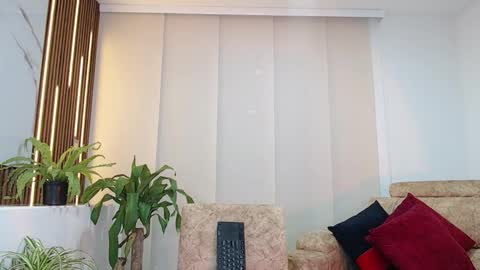 Snapshot of coddy_doll chatting on 10.30.25 Coddy online show from 10.30.25
