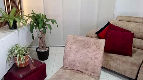 Snapshot of coddy_doll chatting on 11.22.25 Coddy online show from 11.22.25