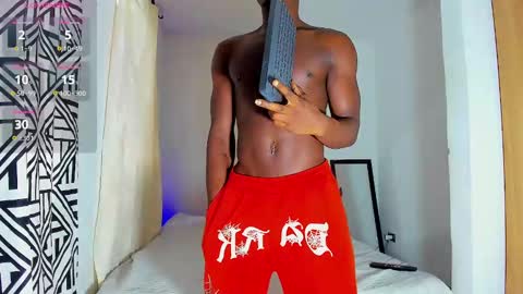 Snapshot of coddy_fit chatting on 10.06.25 cody online show from 10.06.25