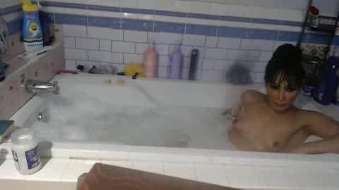 Snapshot of coeamanda80 chatting on 03.05.26 coeamanda80 online show from 03.05.26