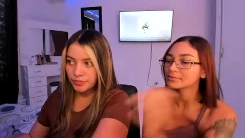 Asia y Samanta online show from 06.18.26